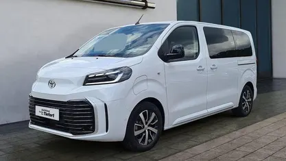 Second-hand Toyota Proace Verso 100 kW (136 CP) 2025 Alb Break