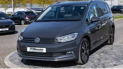 Gebraucht VW Touran Highline 150 PS (110 kW) 2020 Grau Van / Kleinbus