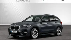 Mineralgrau metallic Gebraucht 2021 BMW X1 Sport Line SUV | 26.590 € (Fairer Preis)