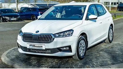 Gebraucht Skoda Fabia Selection 95 PS (69 kW) 2026 Candyweiss Kleinwagen