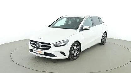 Gebraucht Mercedes B200 Progressive 163 PS (119 kW) 2020 Weiß Van / Kleinbus