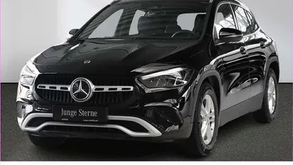 Gebraucht Mercedes GLA200 Advanced 163 PS (119 kW) 2024 Unilack nachtschwarz SUV