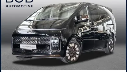 Gebraucht Hyundai Staria Signature 177 PS (130 kW) 2022 Abyss black (schwarz) Van / Kleinbus