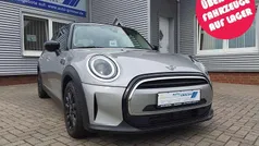 Gebraucht 2024 Mini Cooper Classic Kleinwagen | 25.900 € (Superpreis)