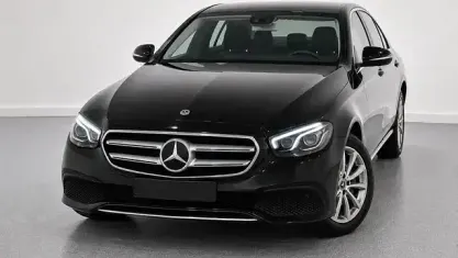 Gebraucht Mercedes E200 Avantgarde 184 PS (135 kW) 2016 Schwarz Limousine