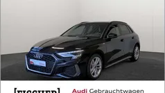 Mythosschwarz metallic Gebraucht 2024 Audi A3 Sportback S-Line Limousine | 35.440 € (Guter Preis)