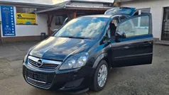Schwarz Gebraucht 2012 Opel Zafira Family Van / Kleinbus | 2.990 € (Fairer Preis)