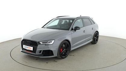 Używany Audi RS3 Sport 400 KM (294 kW) 2019 Szary Sedan/Limuzyna