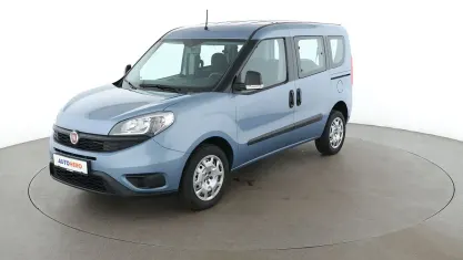 Gebraucht Fiat Doblò Pop 95 PS (69 kW) 2017 Blau Van / Kleinbus