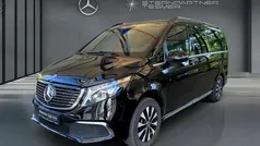 Obsidianschwarz metallic Gebraucht 2024 Mercedes EQV300 Avantgarde Van / Kleinbus | 52.500 € (Fairer Preis)