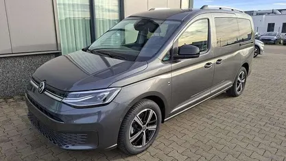 Perleffektlackierung deepblack Neu 2025 VW Caddy Maxi Style Van / Kleinbus | 36.284 € (Guter Preis)