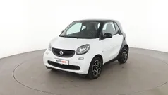 Weiß Gebraucht 2019 Smart ForTwo Coupé Basis Coupé | 10.940 € (Fairer Preis)
