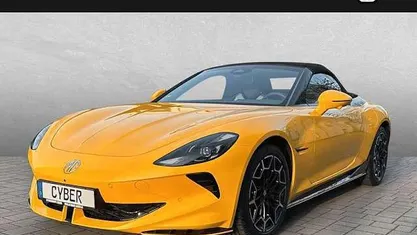 Inca yellow Gebraucht 2025 MG Cyberster Luxury Cabrio | 57.750 € (Superpreis)