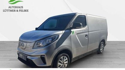Second-hand Maxus eDeliver 3 100 kW (136 CP) 2024 Argintiu Van