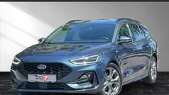 Chromablau (blau) Gebraucht 2023 Ford Focus ST-Line Kombi | 25.900 € (Guter Preis)