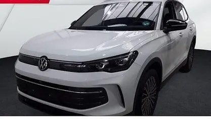 Gebraucht VW Tiguan Goal 150 PS (110 kW) 2025 Weiß SUV