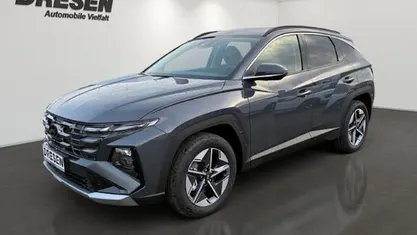 Grau Neu 2025 Hyundai Tucson Trend SUV | 33.390 € (Guter Preis)