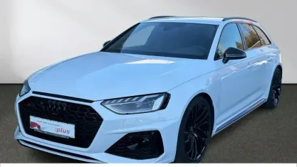Gebraucht Audi RS4 Ambiente 470 PS (345 kW) 2023 Gletscherweiß metallic Kombi