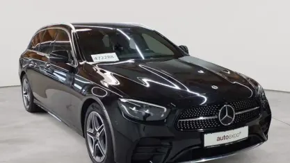 Gebraucht Mercedes E400 AMG line 330 PS (242 kW) 2023 Obsidianschwarz metallic Kombi