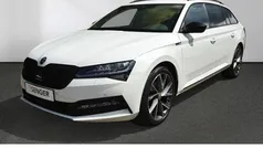 Weiss Gebraucht 2022 Skoda Superb SportLine Limousine | 32.480 € (Fairer Preis)