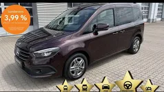 Gebraucht 2022 Mercedes T180 Style Van / Kleinbus | 27.350 € (Fairer Preis)