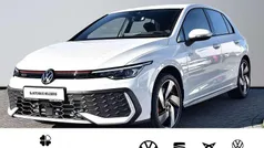 Pure white Gebraucht 2025 VW Golf VIII Business+ Limousine | 43.190 € (Fairer Preis)