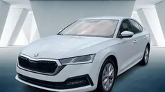 Gebraucht 2022 Skoda Octavia Ambition Limousine | 24.240 € (Fairer Preis)