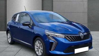 Gebraucht 2025 Renault Clio V Evolution Kleinwagen | 18.740 € (Guter Preis)