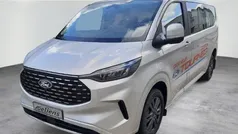Silber Gebraucht 2024 Ford Tourneo Custom Titanium Van / Kleinbus | 49.980 € (Fairer Preis)