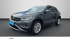 Gebraucht 2025 VW T-Roc Life SUV | 29.680 € (Superpreis)