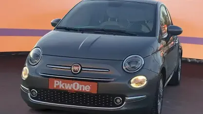 Begagnad Fiat 500 Dolcevita 69 HK (50 kW) 2022 Grå Sedan