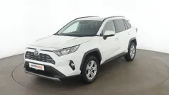 Weiß Gebraucht 2021 Toyota RAV4 Business Edition SUV | 28.770 € (Guter Preis)