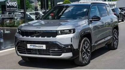 Neu Jeep Compass Summit 213 PS (156 kW) 2026 Grau SUV