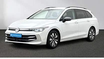 Gebraucht VW Golf VIII Life 150 PS (110 kW) 2025 Kombi