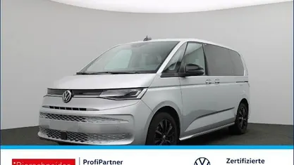 Gebraucht VW Multivan Life 150 PS (110 kW) 2024 Silber Van