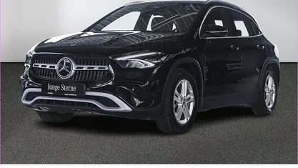 Gebraucht Mercedes GLA200 Advanced 163 PS (119 kW) 2024 Schwarz SUV