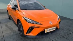 Orange Gebraucht 2022 MG MG4 EV Luxury Kleinwagen | 21.990 € (Fairer Preis)