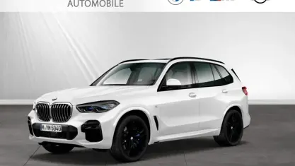 Gebraucht BMW X5 M Sport 298 PS (219 kW) 2023 Mineralweiß metallic SUV
