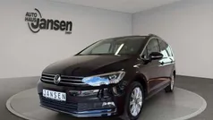 Deep black perleffekt Gebraucht 2024 VW Touran Highline Van / Kleinbus | 34.690 € (Fairer Preis)