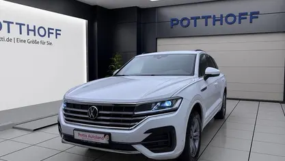 Gebraucht VW Touareg R-line 231 PS (169 kW) 2022 Weiß SUV