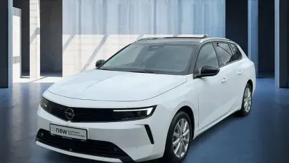 Gebraucht Opel Astra Elegance 131 PS (96 kW) 2024 Weiß Kleinwagen