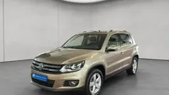 Titanium beige metallic Gebraucht 2013 VW Tiguan Sportline SUV | 14.890 € (Etwas zu teuer)