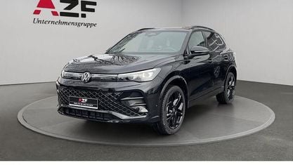 Gebraucht VW Tiguan R-line 193 PS (141 kW) 2025 Deep black perleffekt SUV