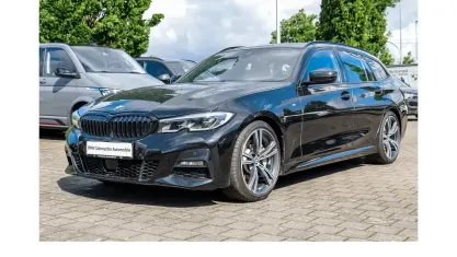 Gebraucht BMW 330 M Sport 258 PS (189 kW) 2022 Schwarz Kombi