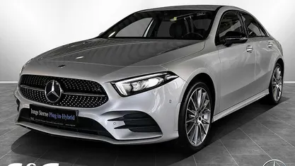 Gebraucht Mercedes A250 AMG 160 PS (117 kW) 2022 Iridiumsilber metallic Limousine