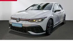 Pure white Gebraucht 2021 VW Golf VIII GTI Clubsport Limousine | 29.380 € (Guter Preis)