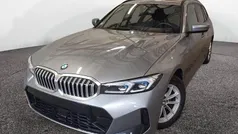 Skyscraper grau Gebraucht 2024 BMW 320 M Sport Kombi | 39.750 € (Fairer Preis)