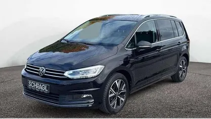 Gebraucht 2022 VW Touran Highline Van / Kleinbus | 28.475 € (Fairer Preis)