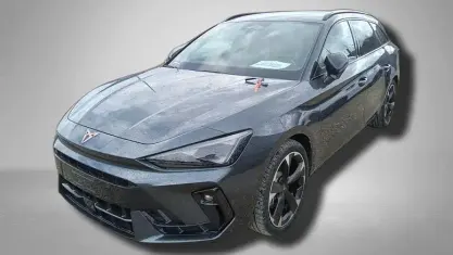Neu Cupra Leon 150 PS (110 kW) 2026 Magnetic grau metallic Kombi