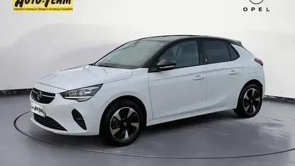 Gebraucht Opel Corsa-e Edition 100 kW (136 PS) 2022 Weiß Kleinwagen